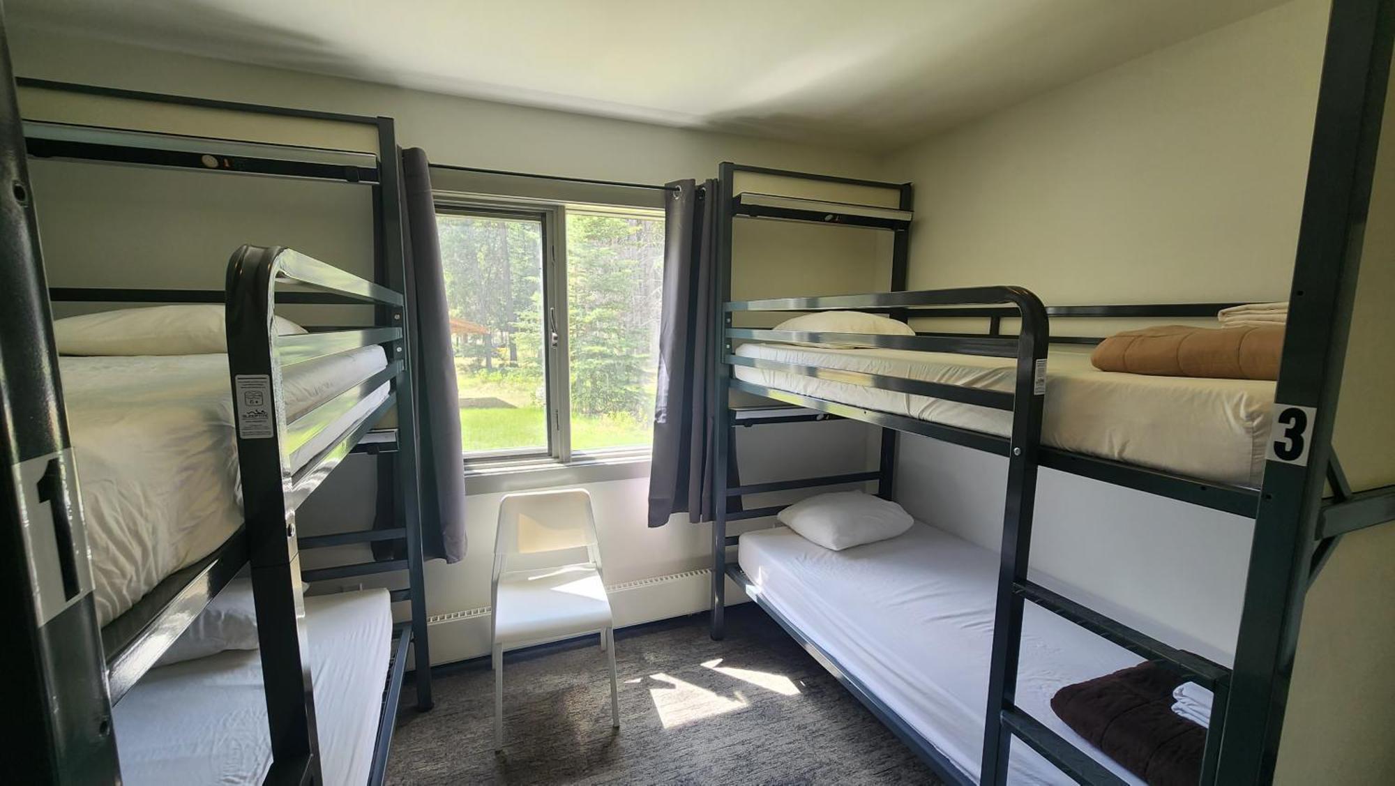 Hi Lake Louise Alpine Centre - Hostel Εξωτερικό φωτογραφία