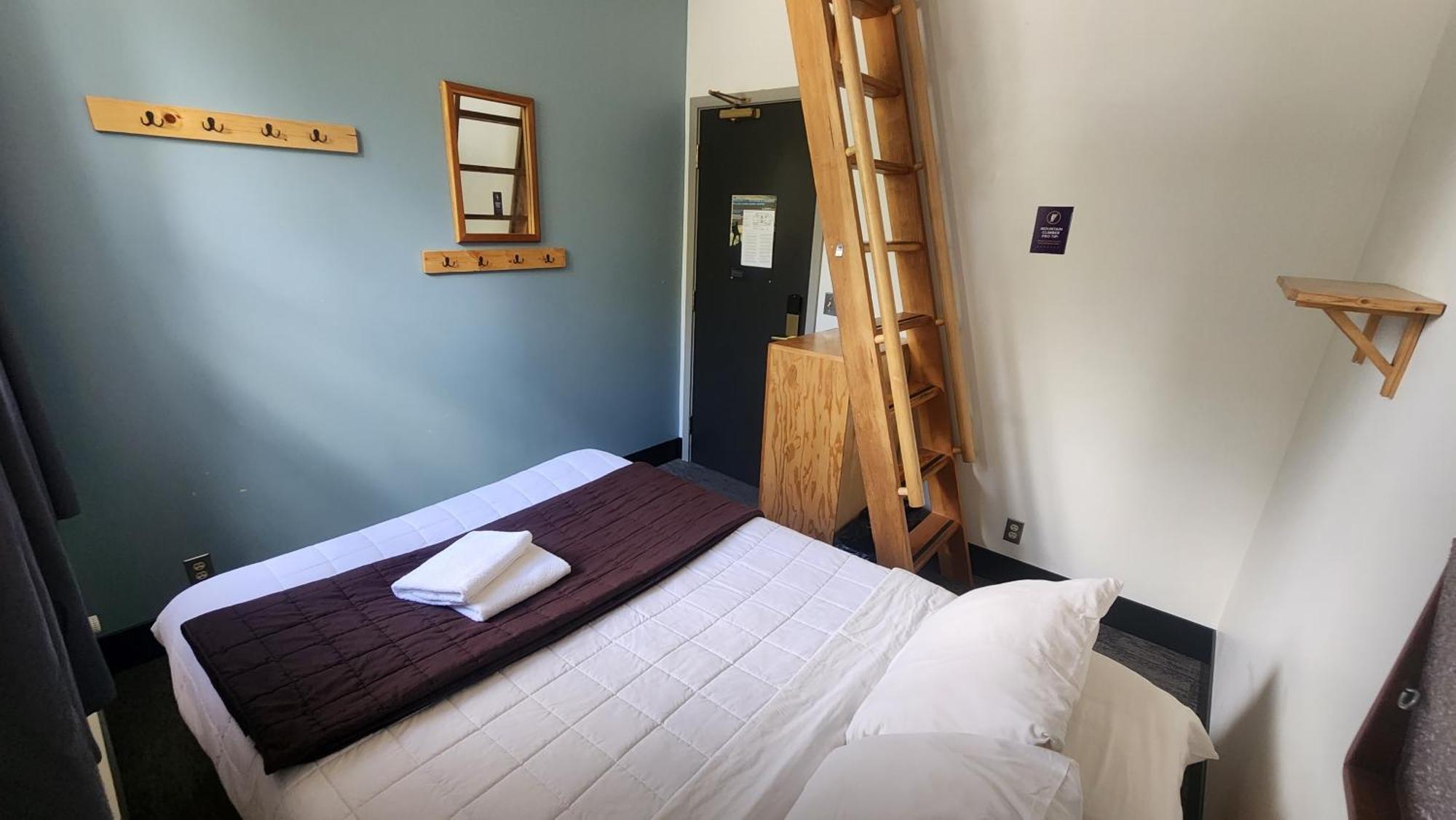 Hi Lake Louise Alpine Centre - Hostel Εξωτερικό φωτογραφία