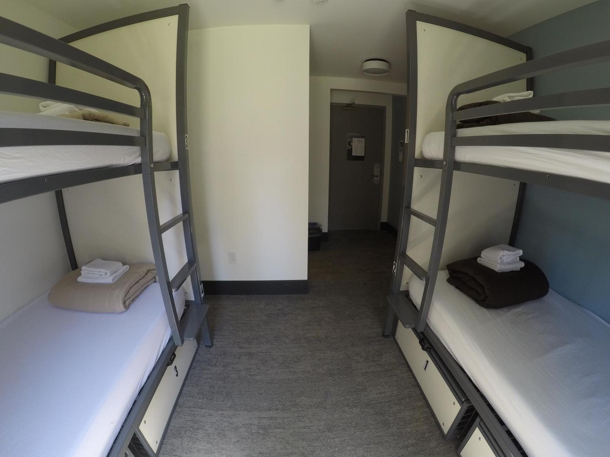 Hi Lake Louise Alpine Centre - Hostel Εξωτερικό φωτογραφία