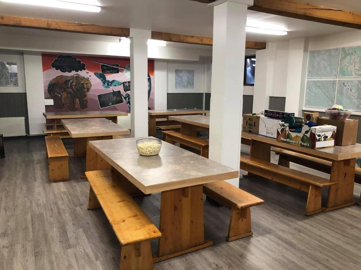 Hi Lake Louise Alpine Centre - Hostel Εξωτερικό φωτογραφία
